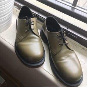 Green dr marten oxfords